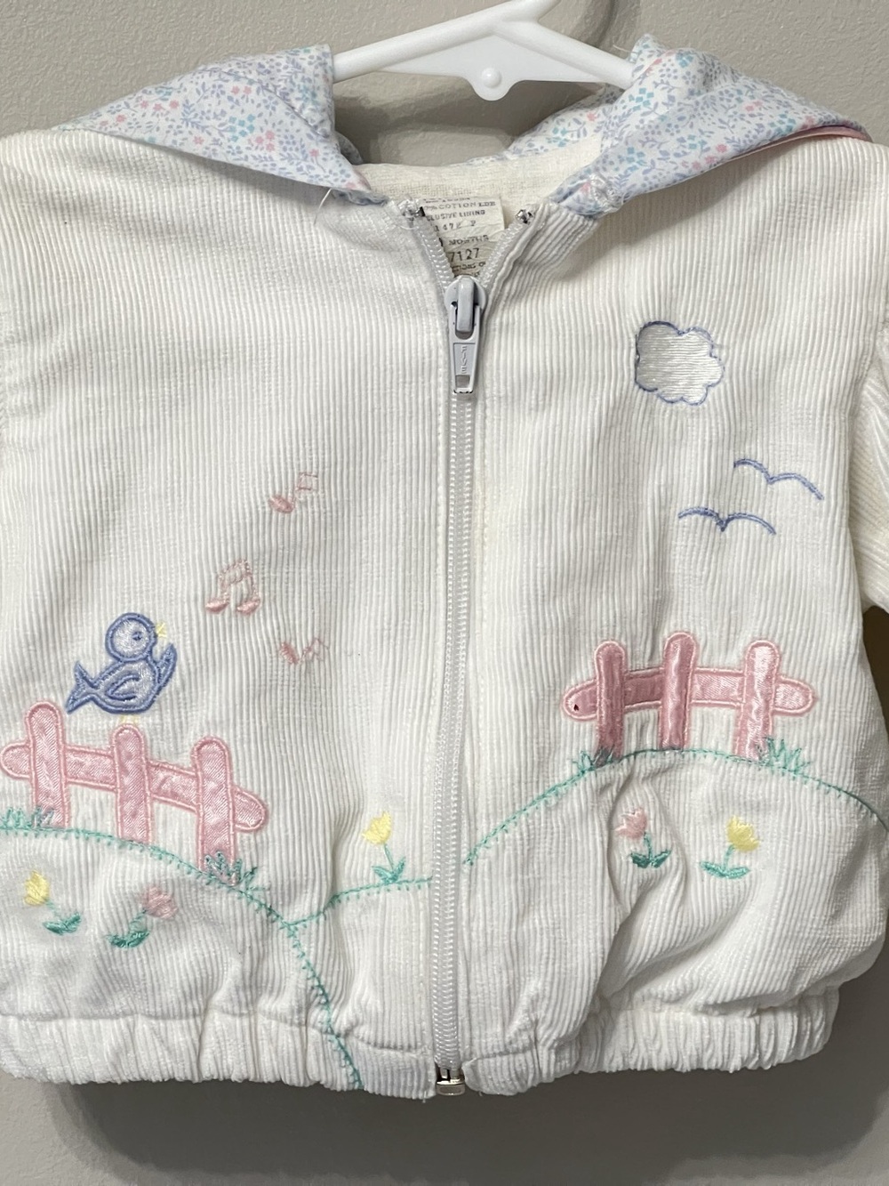 Baby Togs Baby 6-9 Months Vintage Embroidered White Corduroy Hooded Jacket